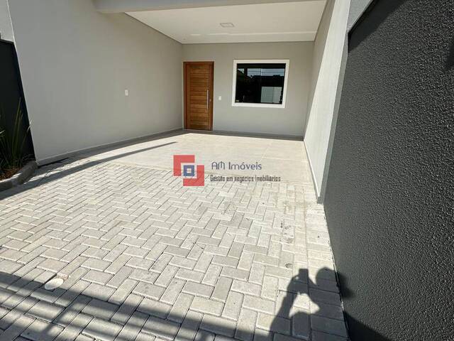 Casa para Venda em Joinville - 4