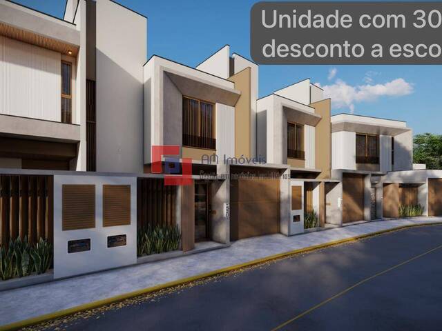 #57 - Casa para Venda em Barra Velha - SC